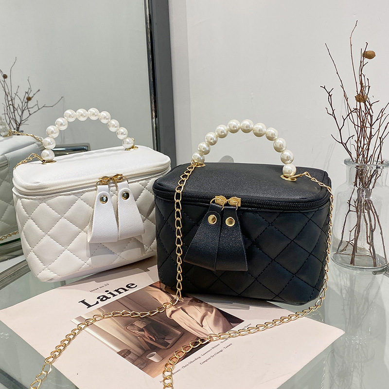 Black Pu Diamond Embroidery Crossbody Bag