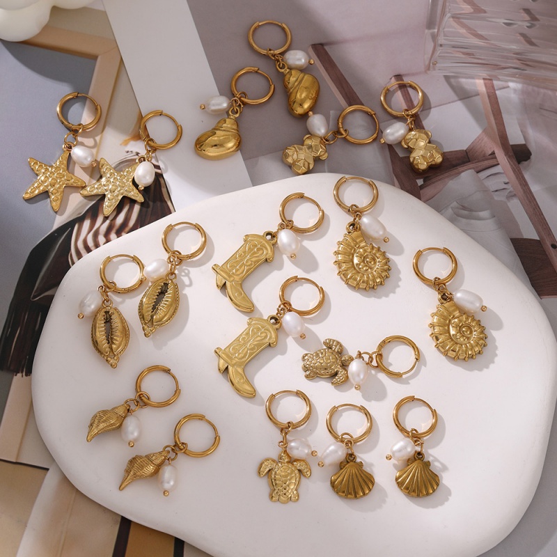 Pendientes De Perla De Caracola De Acero De Titanio