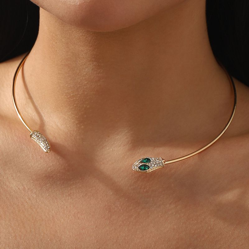 Collar De Diamantes En Forma De Serpiente