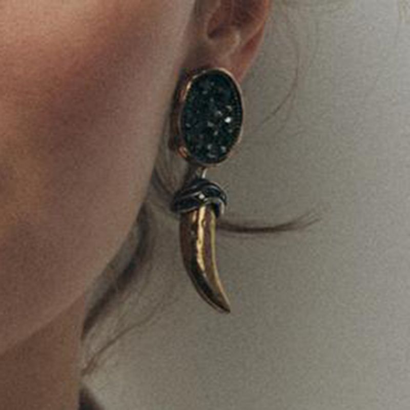 Pendientes De Cuerno De Aleación De Diamantes