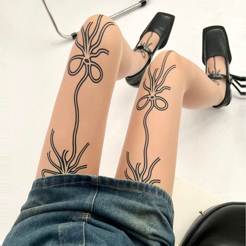 Three Bows-skin Color Nylon Printed Stockings