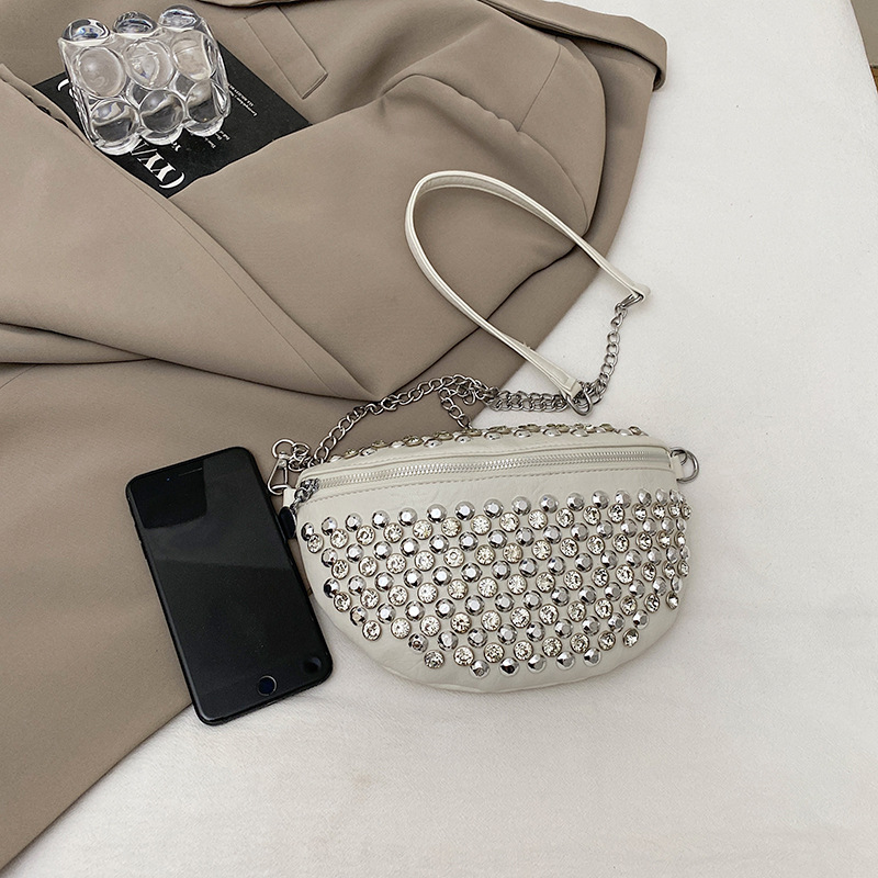 Bolso Bandolera De Pu Con Remaches De Diamantes