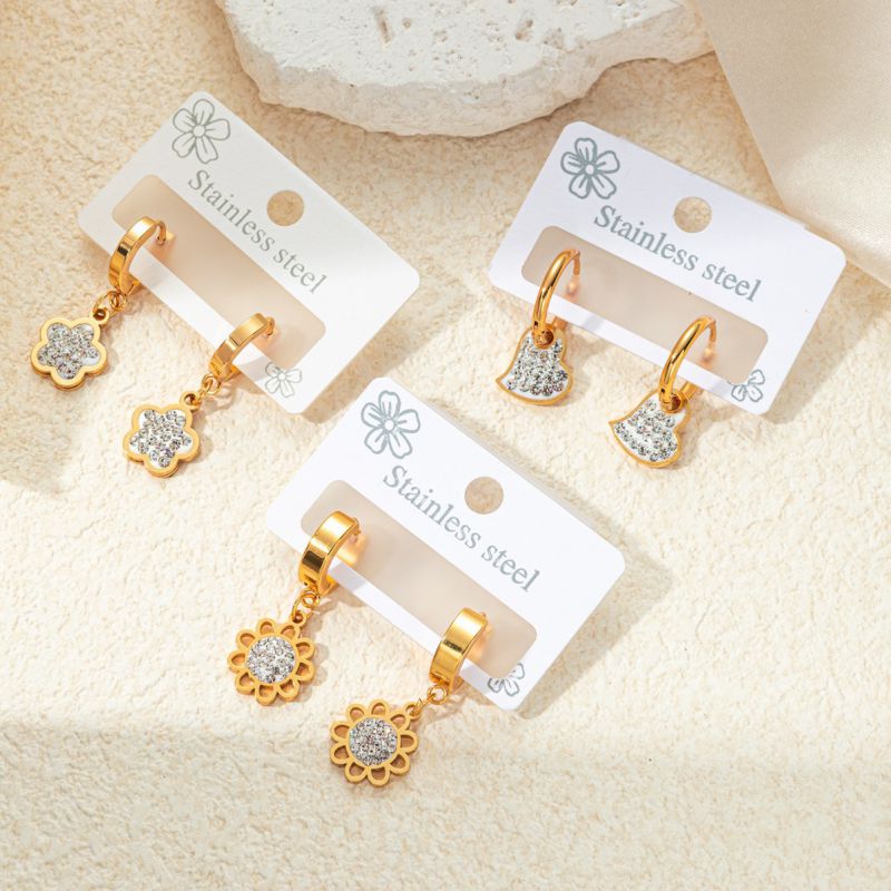 Pendientes De Acero De Titanio Con Incrustaciones De Diamantes Forma De Corazón Serpiente Y Estrella De Cinco Puntas.
