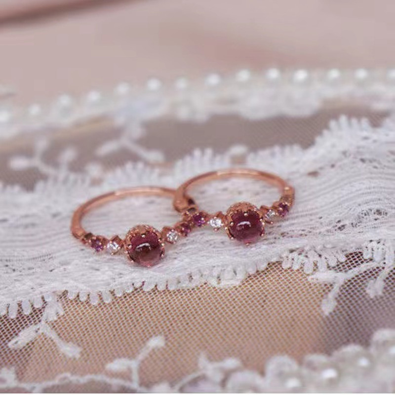 Anillo Redondo De Cobre Y Diamantes