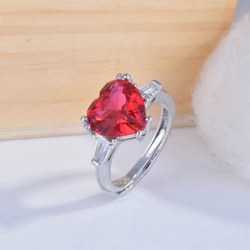 Anillo De Corazón De Cobre Con Diamantes