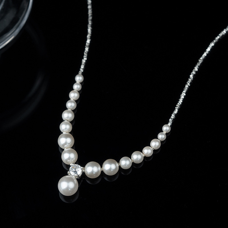 Silver White Beads Silver And Diamond Pearl Beaded Necklace