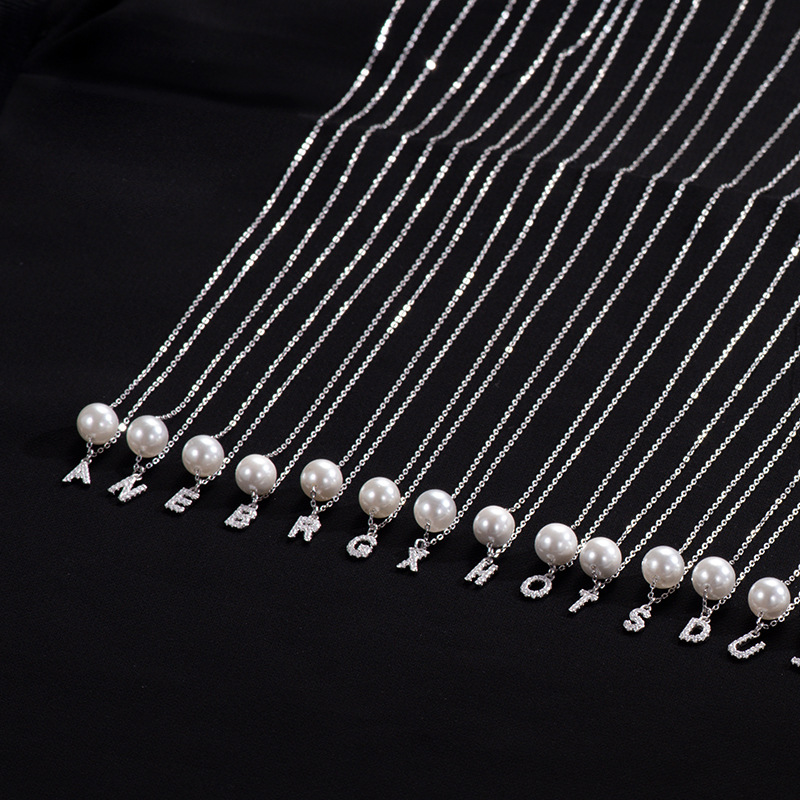 【z】 Silver And Diamond 26 Letter Pearl Necklace