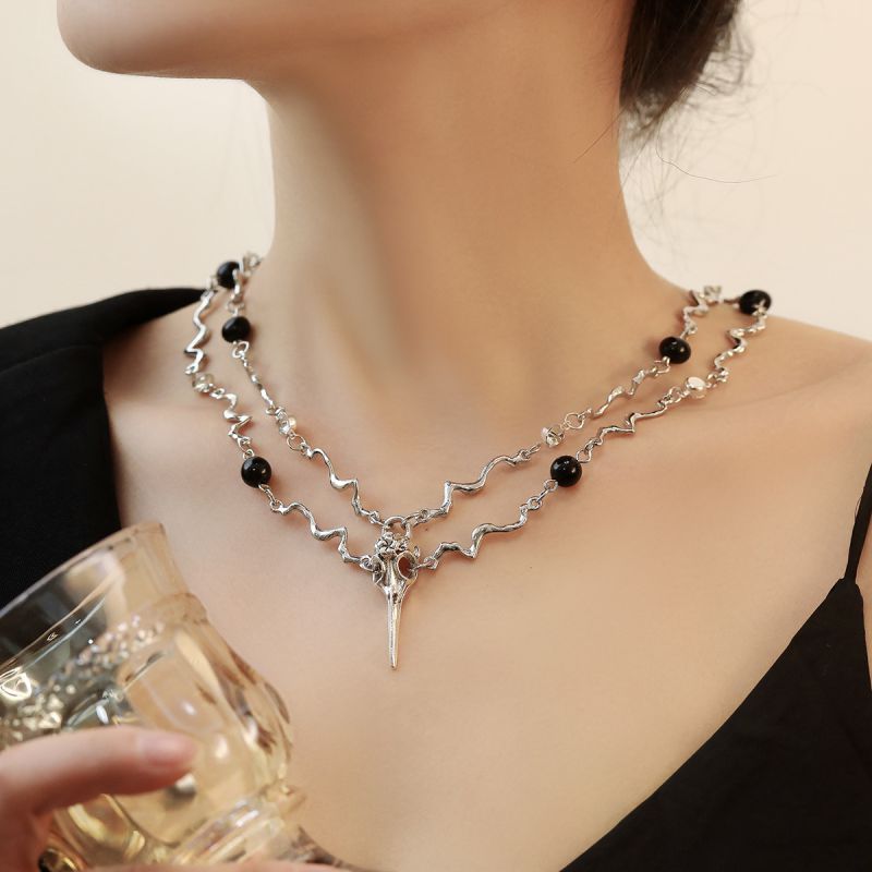 Style 1 Alloy Geometric Crow Head Irregular Necklace