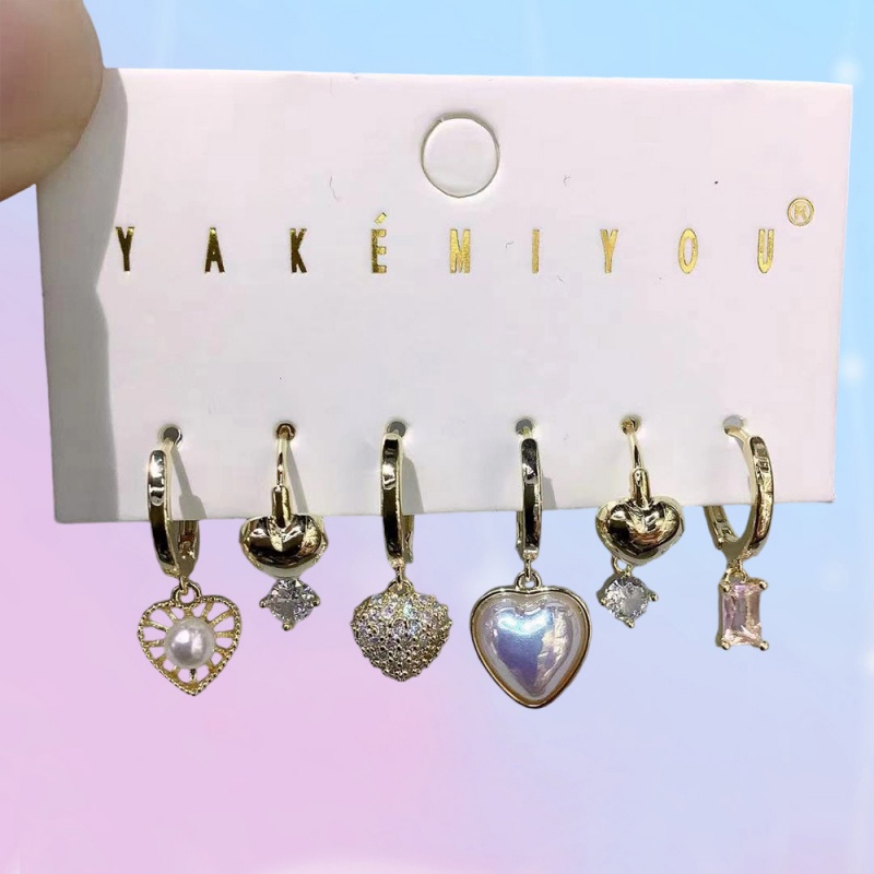 Juego De 6 Pendientes De Perla Con Forma De Corazón De Circonita Con Incrustaciones De Cobre