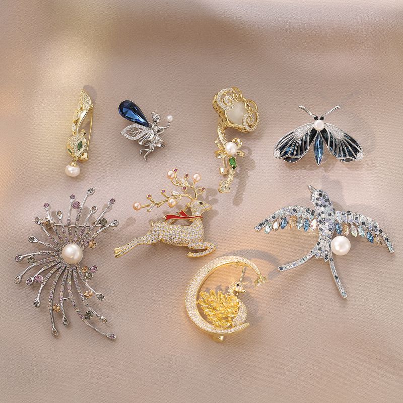 Brooch 2# Copper Diamond-studded Bird Butterfly Peacock Geometric Brooch