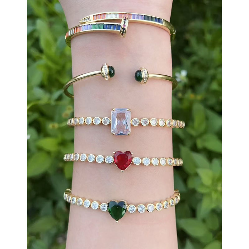 Gold 1 Copper Plated Gold Diamond Nail Heart Square Bracelet