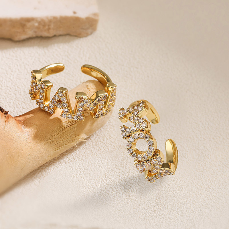 Anillo Abierto Con Letra De Diamante De Cobre