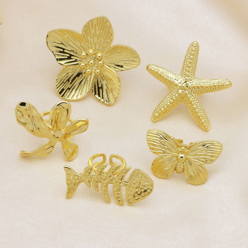 A Gold-plated Copper Flower Starfish Bone Ring