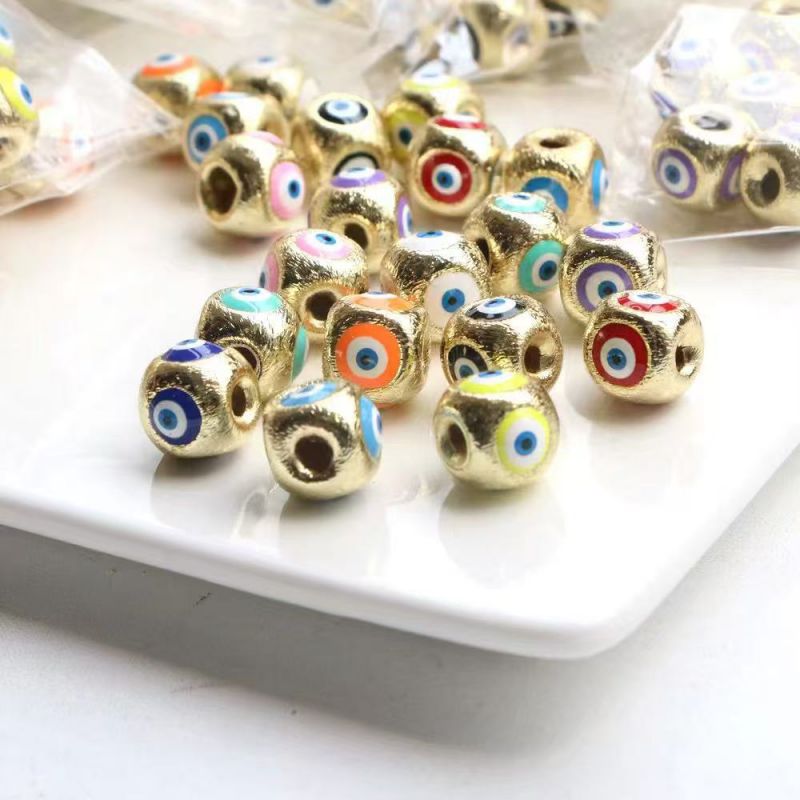 Colgante Cuadrado Diy Con Ojos Que Gotean Aceite (sin Cadena)