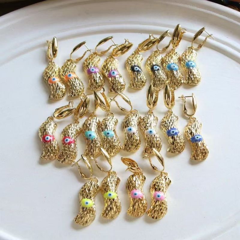 Pendientes Irregulares De Cobre Con Forma De Gota De Aceite