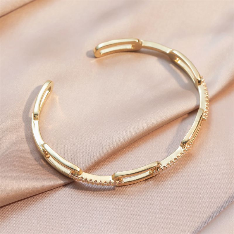 Conjunto De Pulsera Y Anillo Redondos De Cobre Y Diamantes