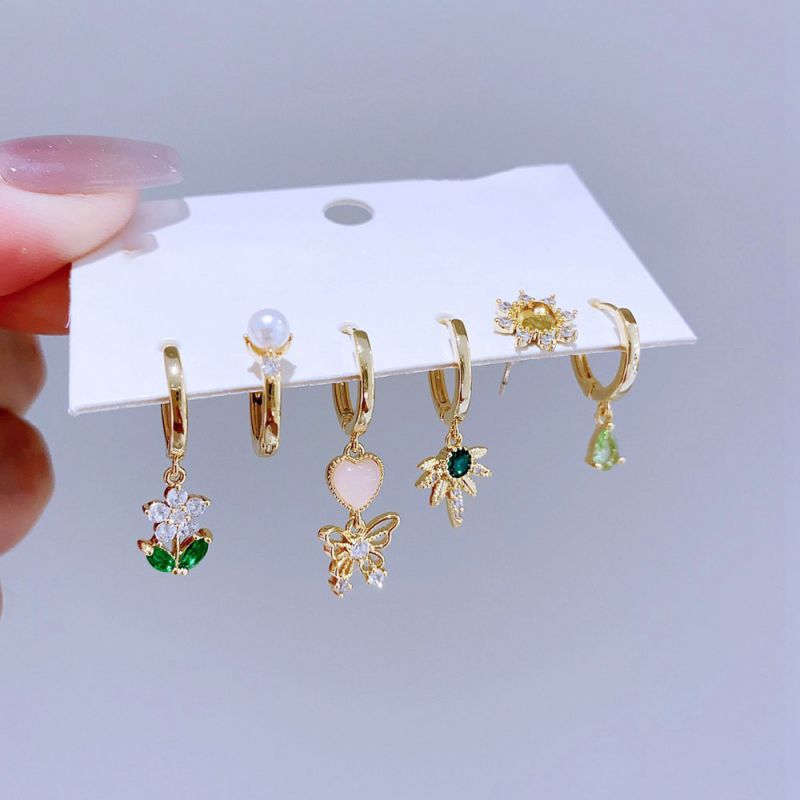 Juego De Pendientes De Mariposa Con Flores Y Diamantes De Cobre