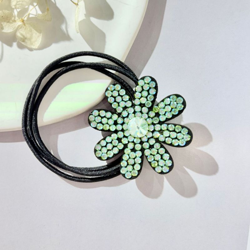 Coletero Con Flores De Diamantes De Imitación