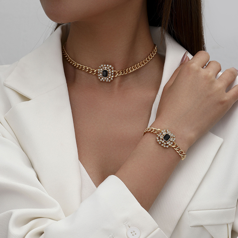 Set Alloy Diamond Square Necklace Bracelet Set
