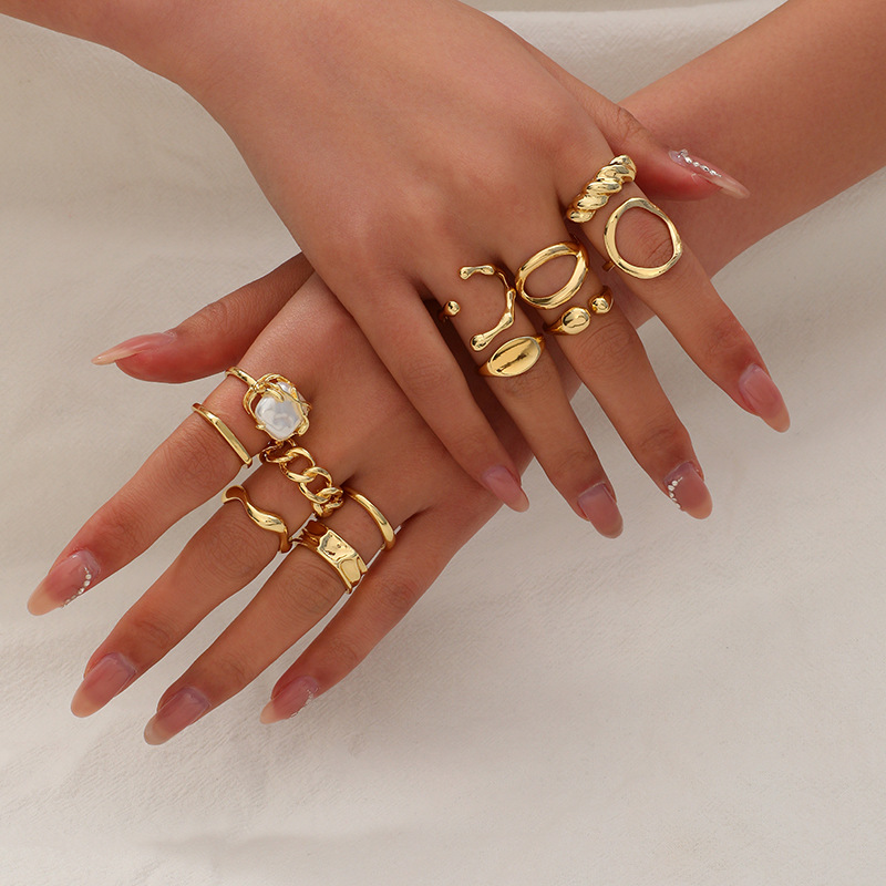 Juego De Anillos Irregulares Huecos Con Perlas De Aleación