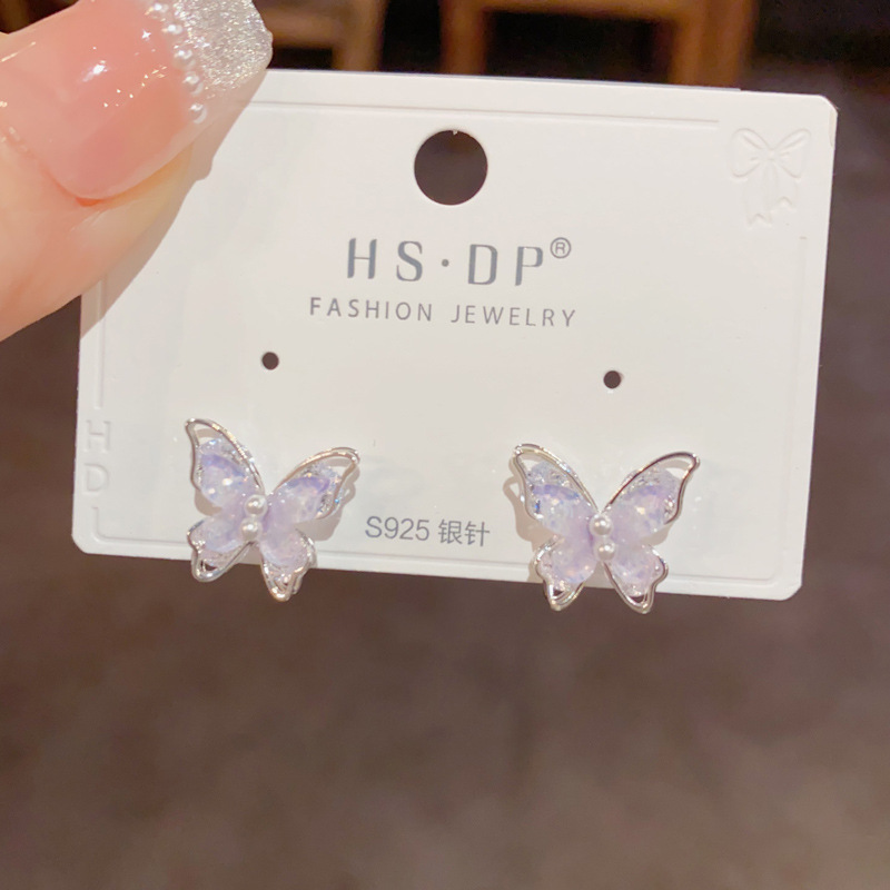 Pendientes De Mariposa Con Perla De Cobre