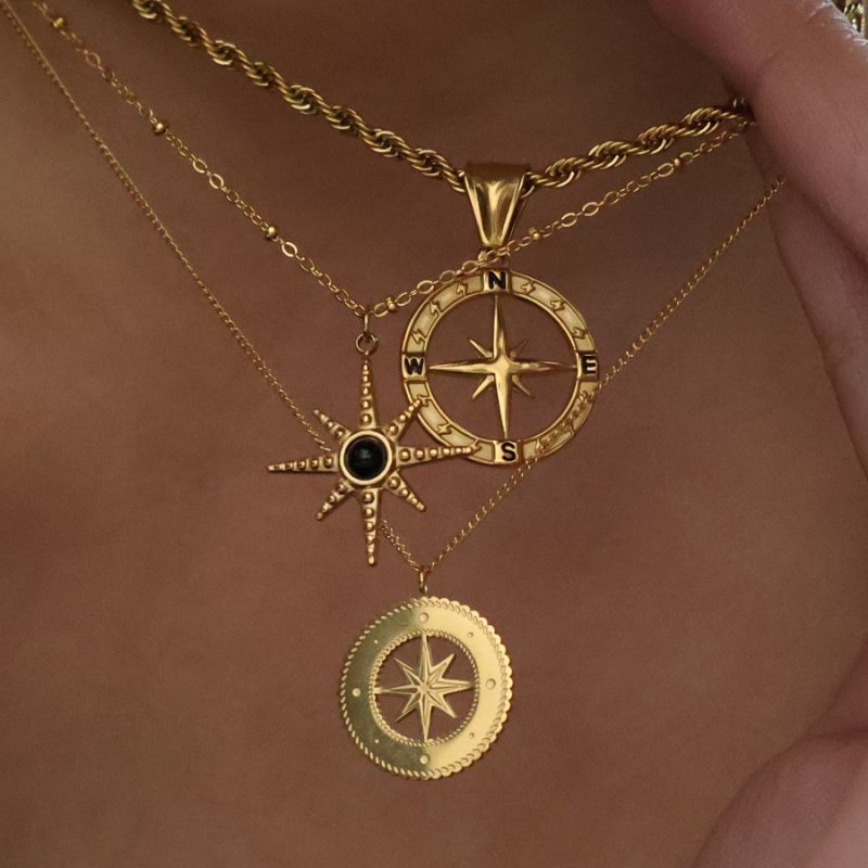 Collar De Estrella De Metal