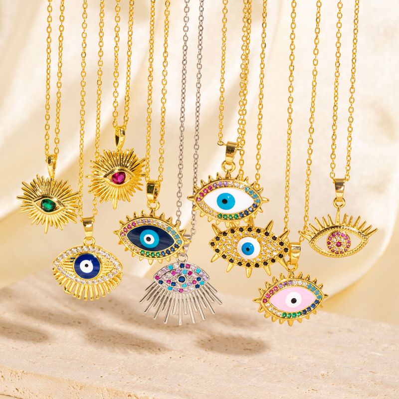 A Copper Diamond Eye Necklace