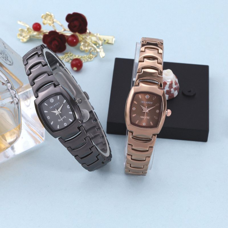 Reloj Cuadrado De Aleación De Diamantes