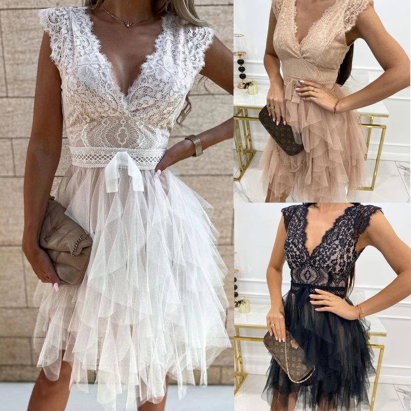 White V-neck Lace Short Skirt