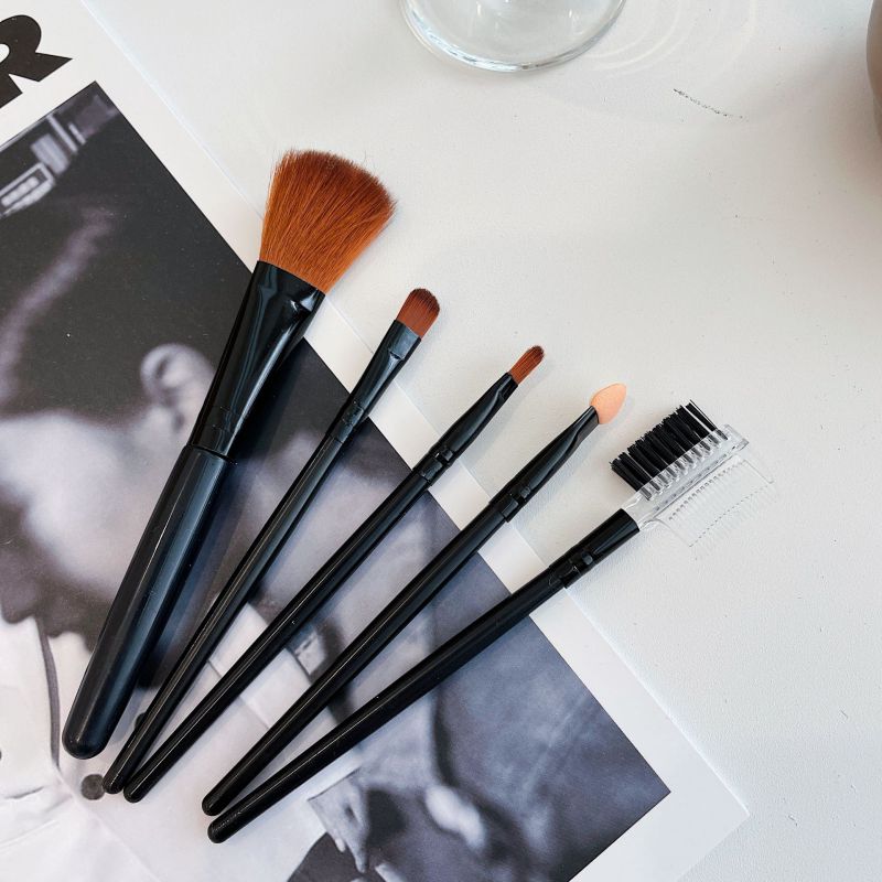 Juego De Cinco Brochas De Maquillaje