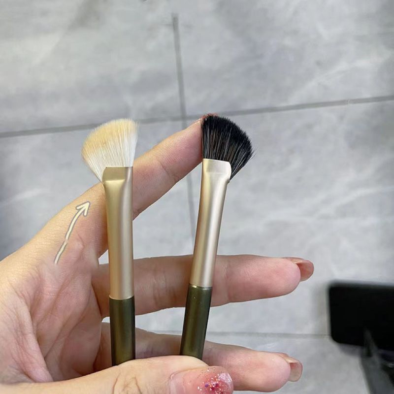 Pincel Para Sombras De Nariz En Forma De Semiabanico