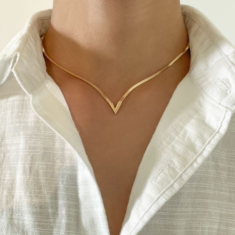 Collar De Cadena De Serpiente Plana En Forma De V De Cobre Para Hombre