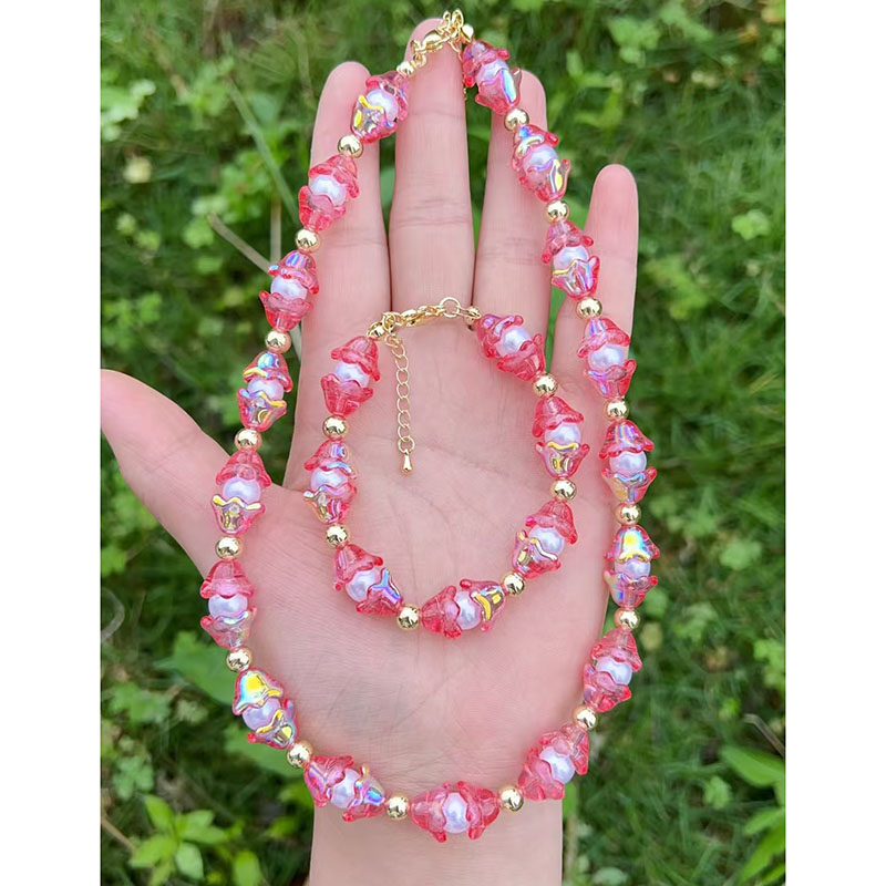 Pulsera Geométrica De Cobre Con Flores De Perla