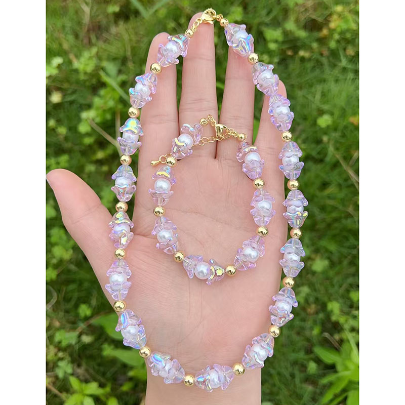 Pulsera Geométrica De Cobre Con Flores De Perla