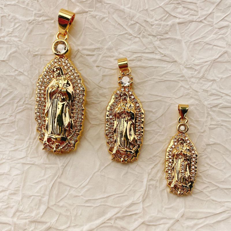 Colgante De Virgen De Cobre Y Diamantes (sin Cadena)