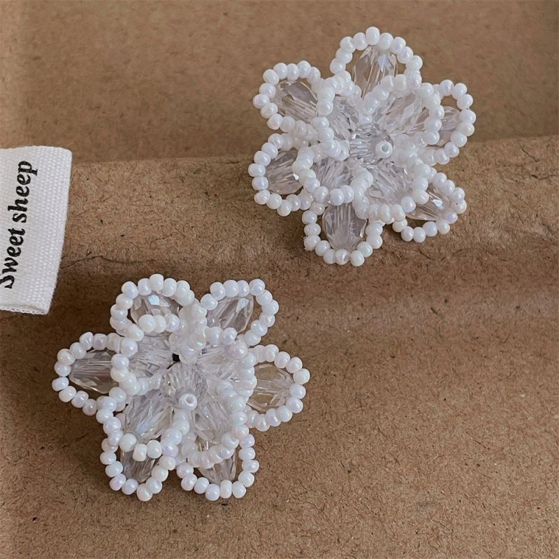 Pendientes De Flores De Cristal Con Cuentas De Arroz