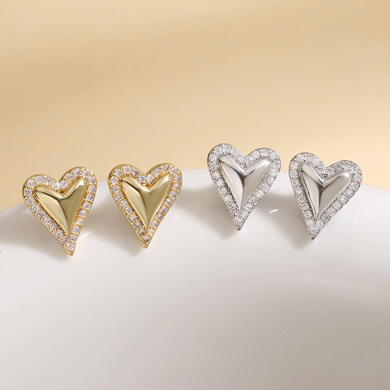 1 Pair Of Gold And White Diamond Heart Earrings Copper Diamond Heart Earrings