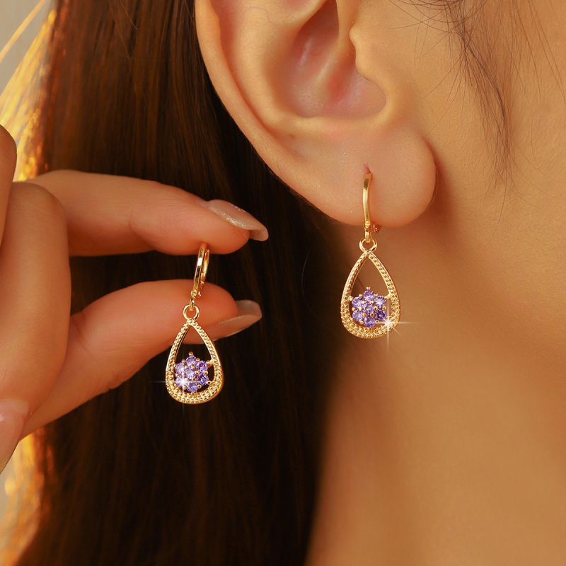 Pendientes De Aro De Metal Con Forma De Lágrima De Diamantes