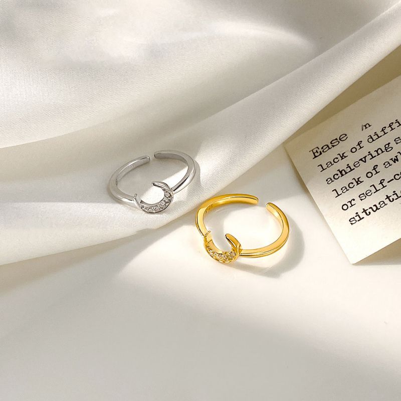 Anillo De Luna De Plata Y Diamantes