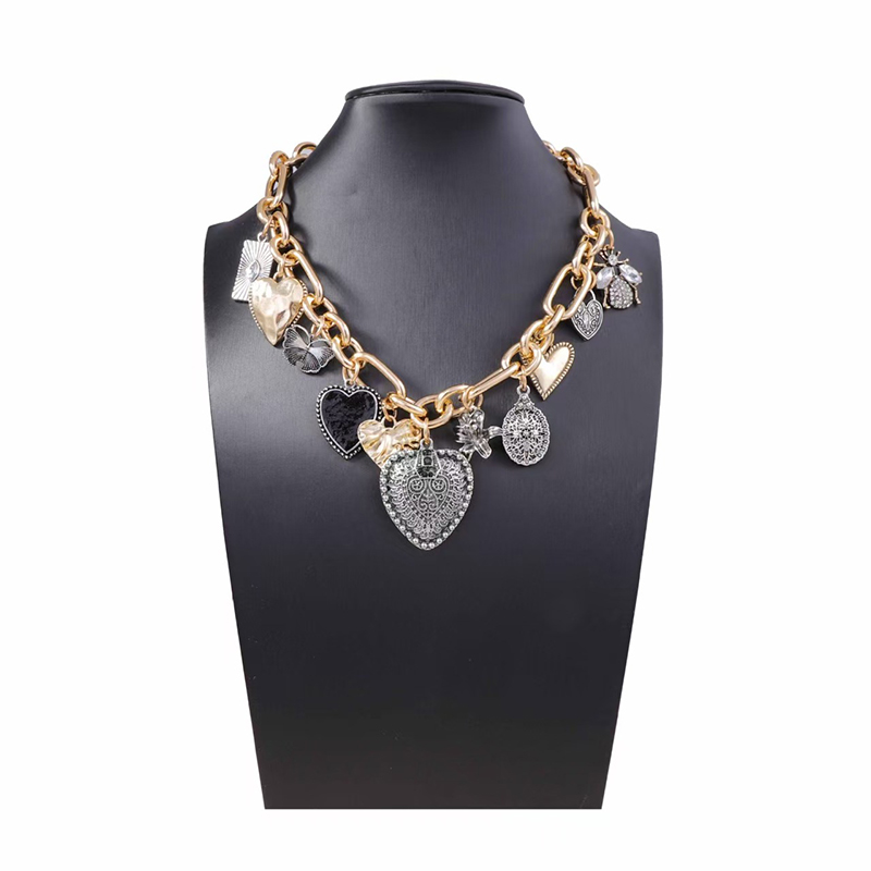 Collar Con Colgante Geométrico De Corazón De Aleación