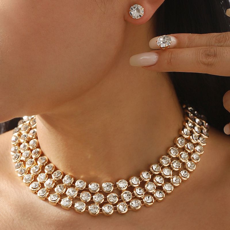 Conjunto De Collar Y Pendientes Redondos De Aleación De Diamantes