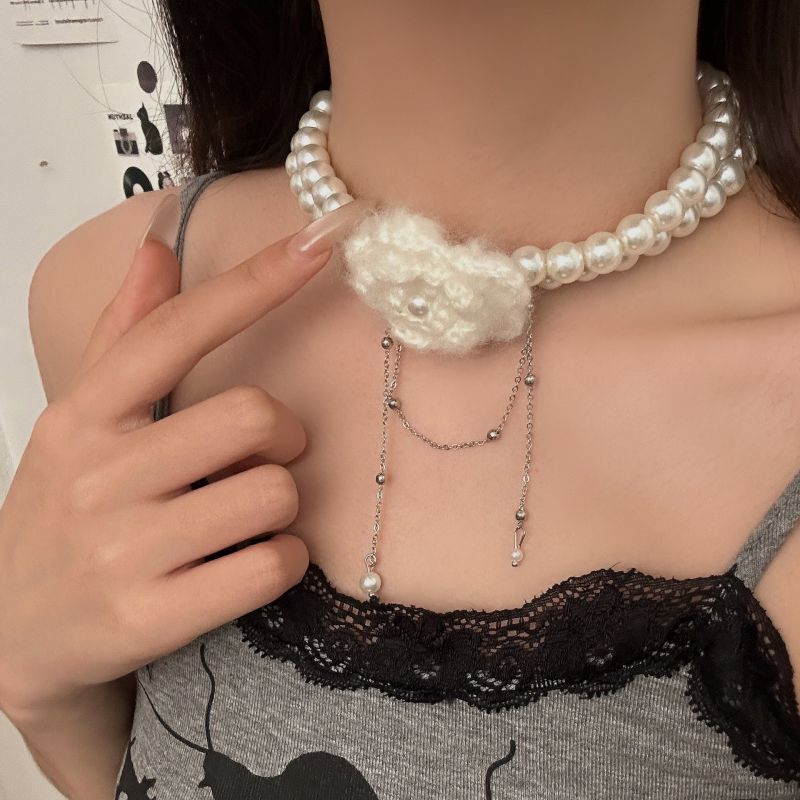 Collar De Flores Con Cuentas De Perlas
