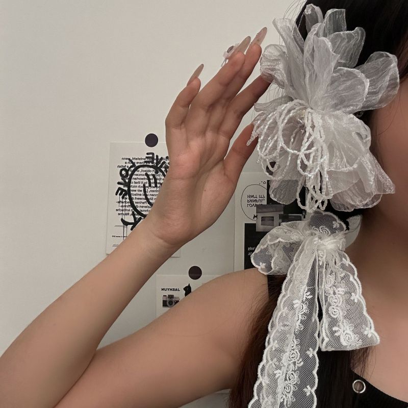 Horquilla De Pétalos De Organza De Aleación