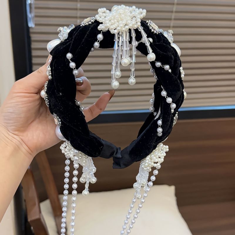 Diadema Trenzada De Tela Con Perlas