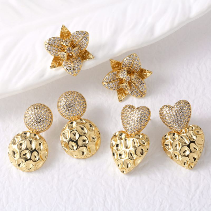 A Copper Gold Plated Flower Round Heart Lava Earrings