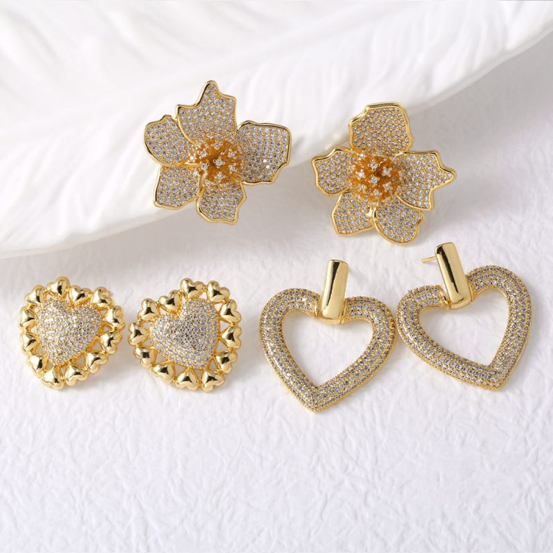 Pendientes De Flor De Corazón Con Diamantes De Cobre