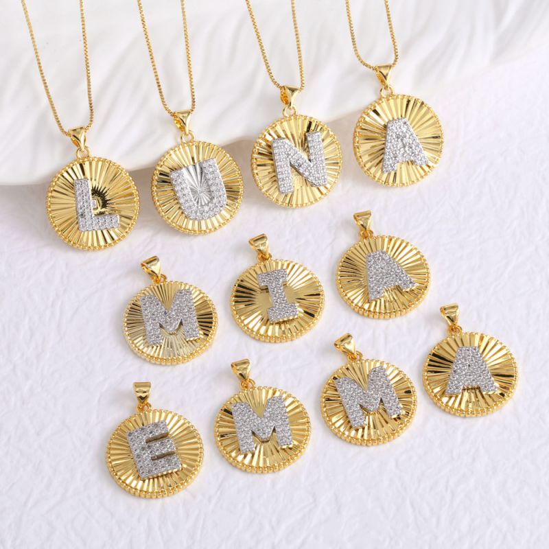 Z Copper Diamond 26 Letter Round Necklace