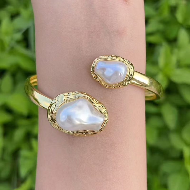 Pulsera De Perlas Irregulares De Cobre