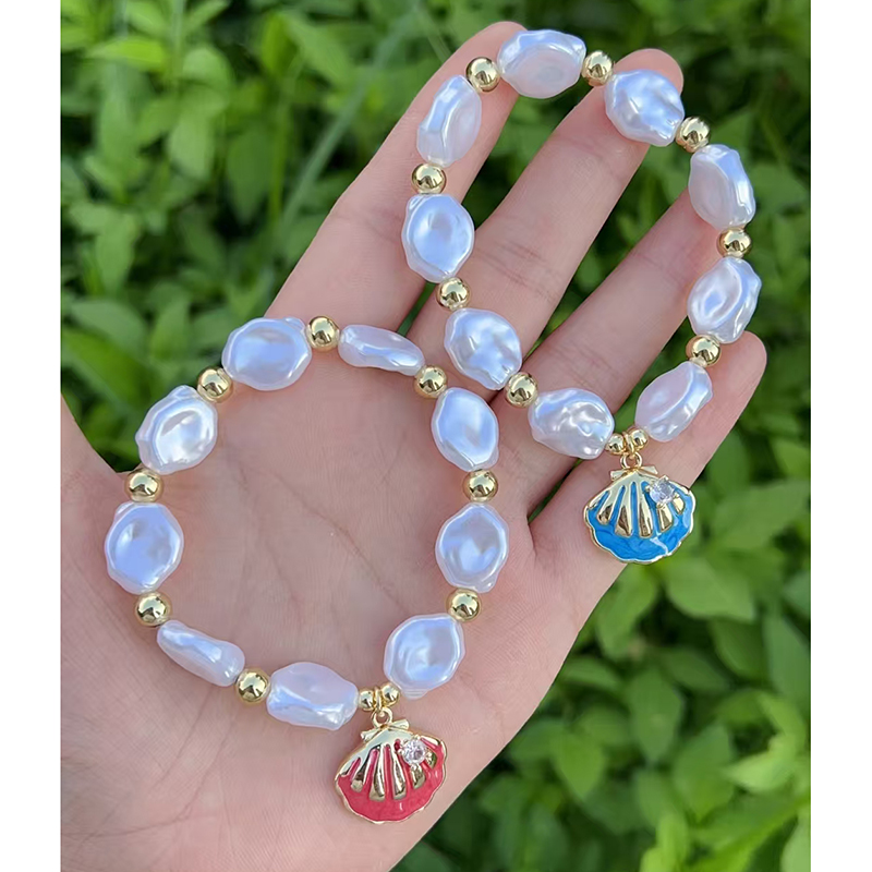 Pulsera De Conchas Con Cuentas De Cobre Bañadas En Oro