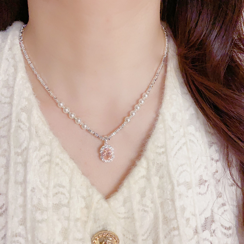 Collar Ovalado De Diamantes Con Cuentas De Perla De Cobre